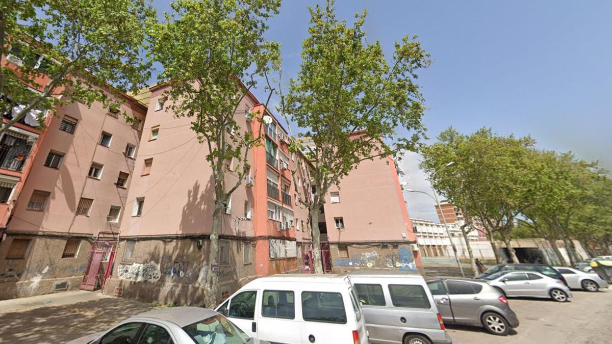 Venta de piso en Piso en Calle d'Alfons XII, Sant Roc, Badalona, Badalona
photo 1