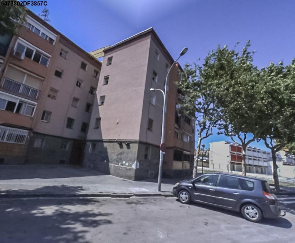 Venta de piso en Piso en Calle d'Alfons XII, Sant Roc, Badalona, Badalona
photo 1