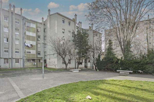 Продажа квартиры на Piso en Plaza dels Merinals, Els Merinals, Sabadell, Сабадель
 photo
