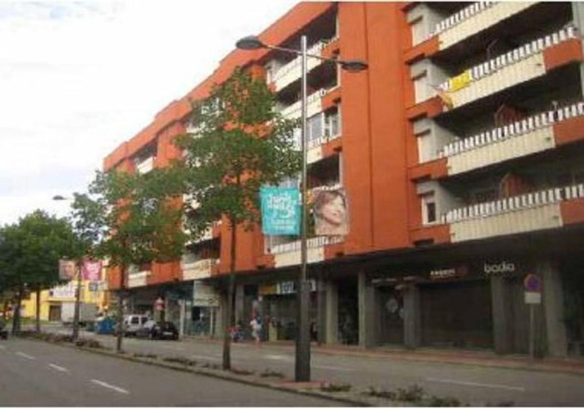 Sale of apartment in Piso en Avenida de Roma, Manlleu, Manlleu
photo 1