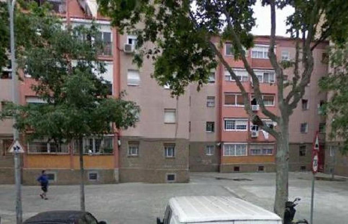 Venta de piso en Piso en Calle d'Alfons XII, Sant Roc, Badalona, Badalona
photo 1