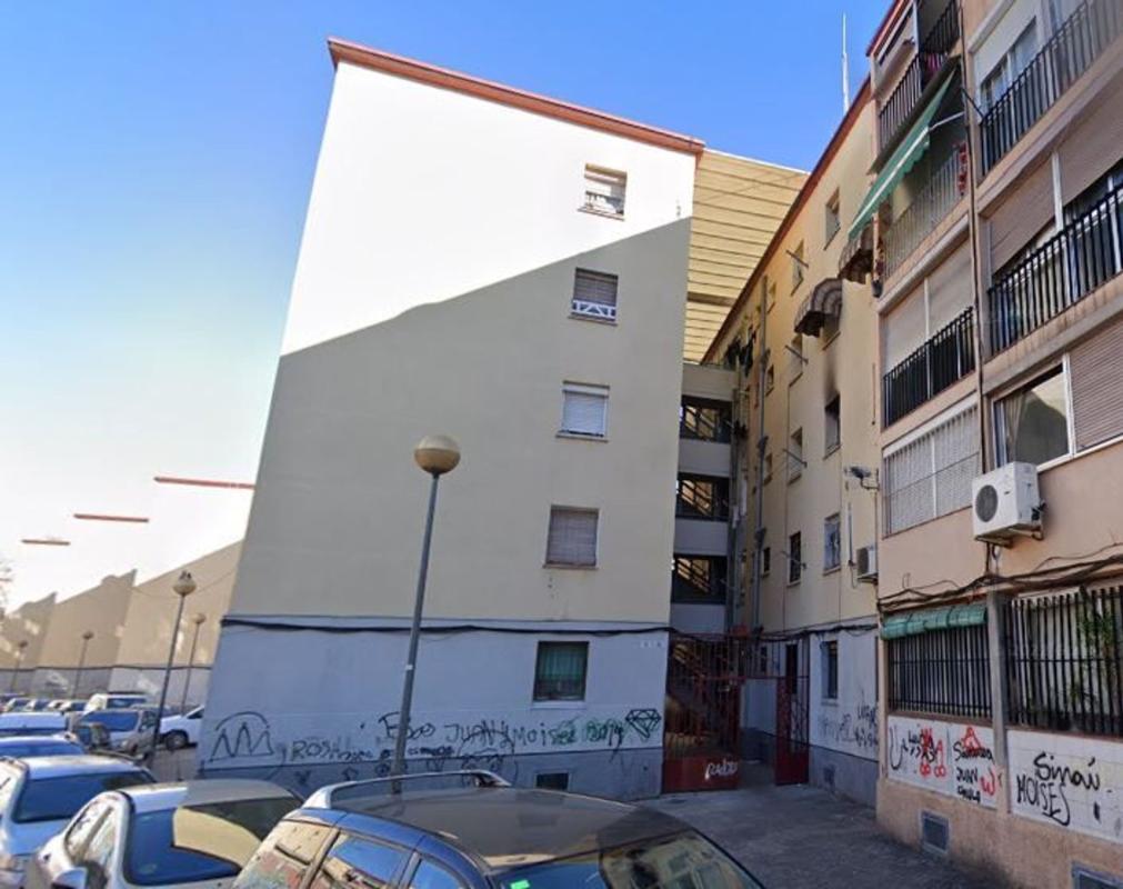 Sprzedaż mieszkania w Piso en Calle de Badajoz, Sant Roc, Badalona, Badalona
photo 1