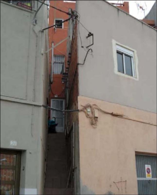 Sprzedaż mieszkania w Piso en Calle de Felip II, La Maurina, Terrassa, Terrassa
photo 1