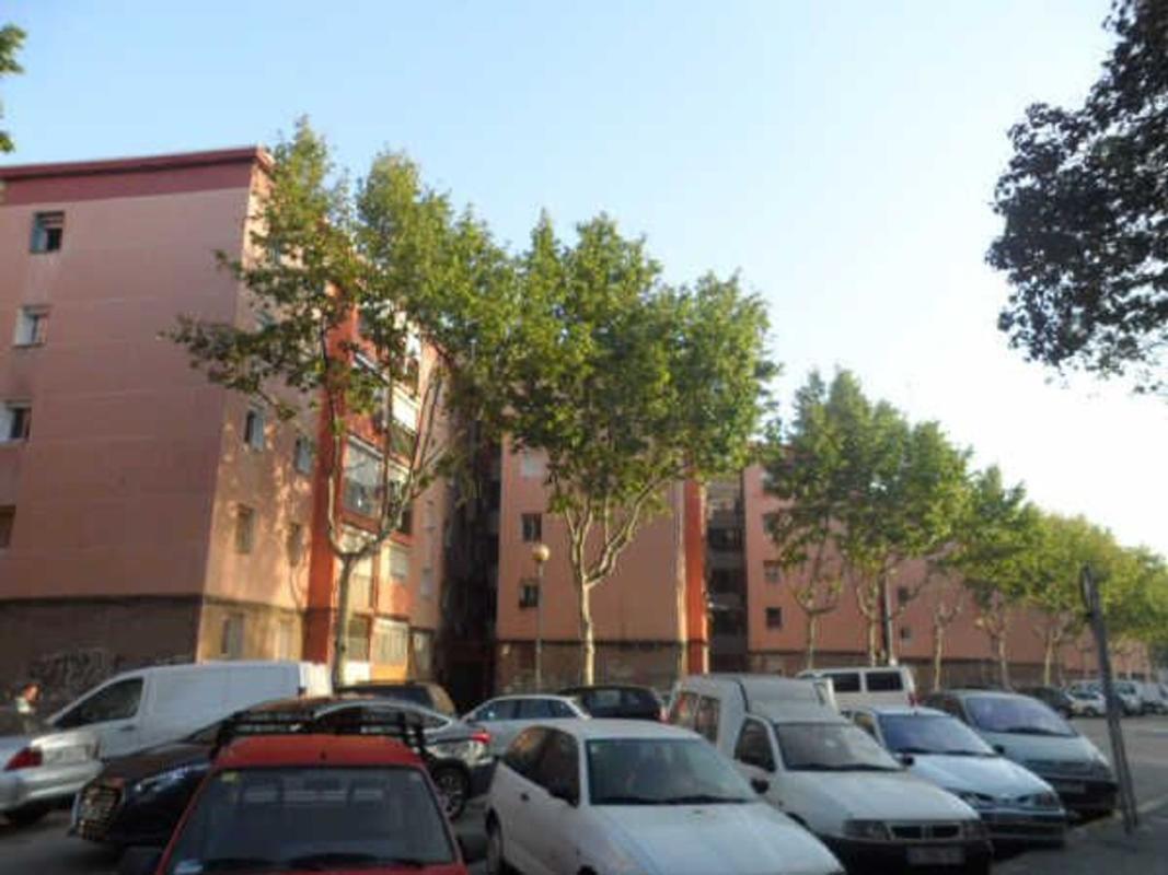Venta de piso en Piso en Calle d'Alfons XII, Sant Roc, Badalona, Badalona
photo 1