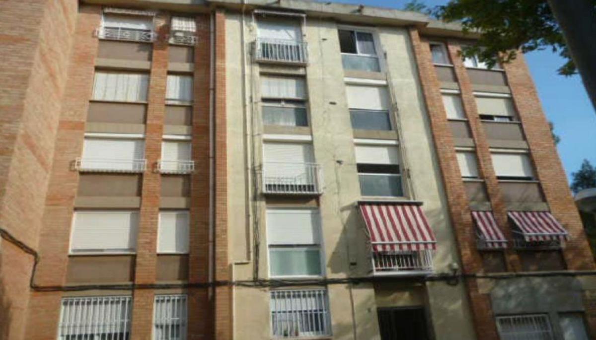 Продажа квартиры на Piso en Calle de Prullans, La Roureda, Sabadell, Сабадель
photo 1