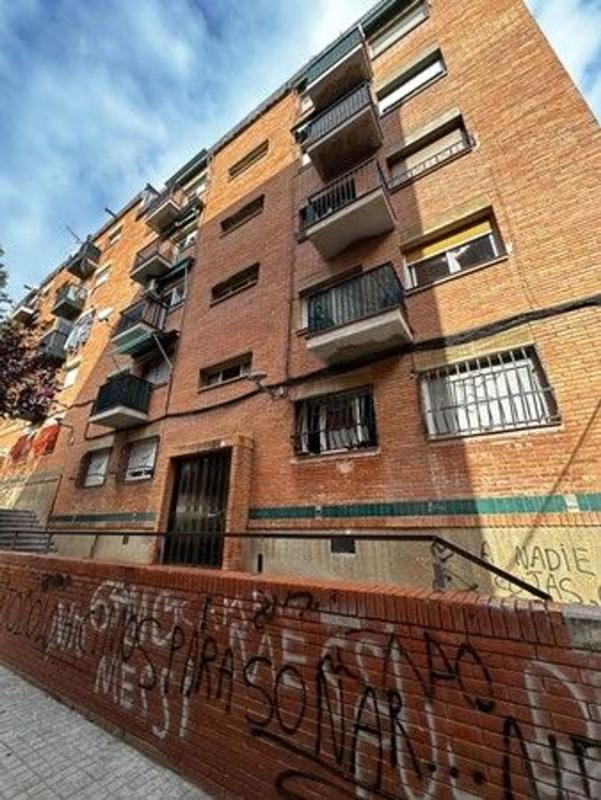 Продажа квартиры на Piso en Calle d'Archidona, Can Puiggener, Sabadell, Сабадель
photo 1