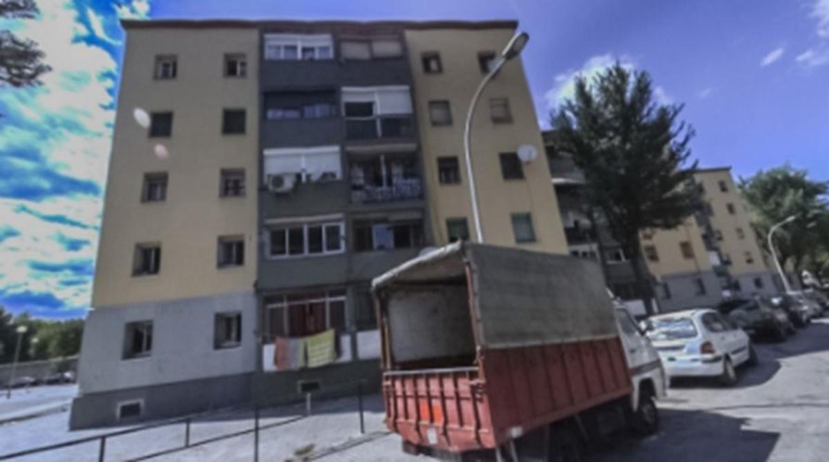 Venta de piso en Piso en Calle de Còrdova, Sant Roc, Badalona, Badalona
photo 1