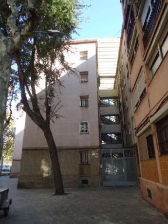 Sprzedaż mieszkania w Piso en Calle Jerez de la Frontera, Sant Roc, Badalona, Badalona
 photo