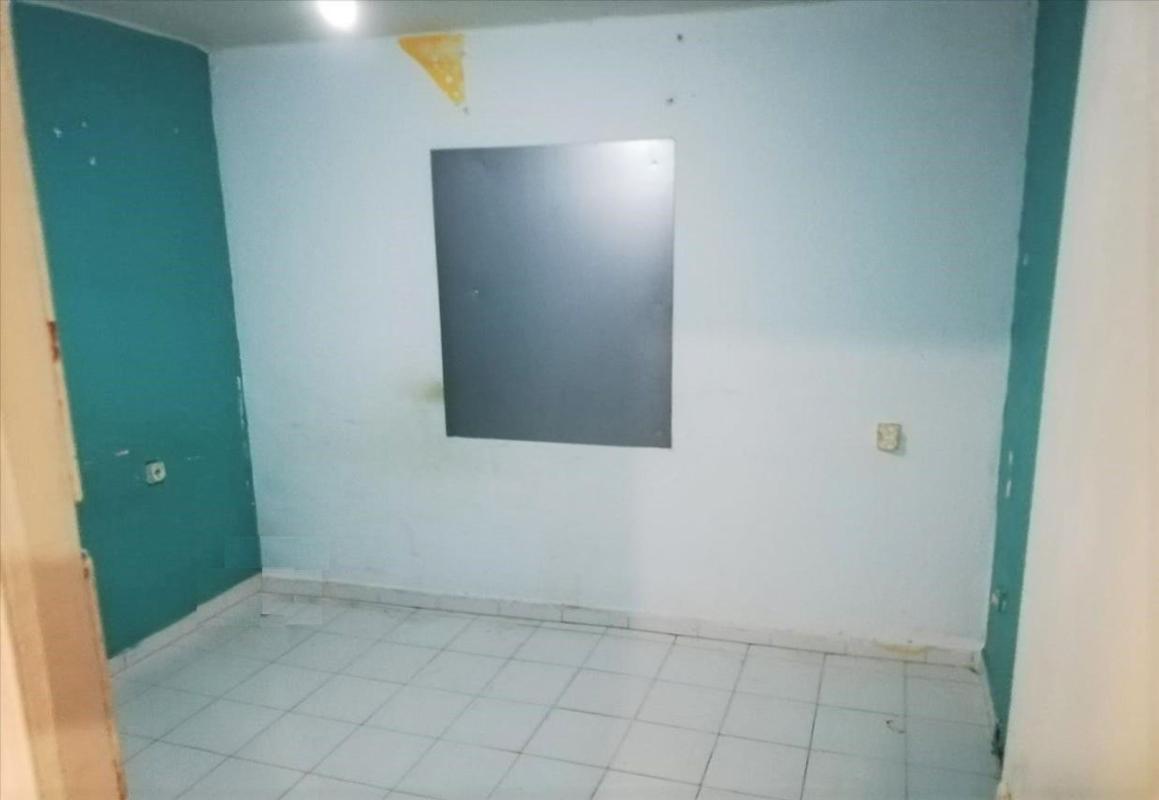 Sale of apartment in Piso en Calle dels Pins, Les Planes, Hospitalet de Llobregat, Hospitalet de Llobregat
photo 5