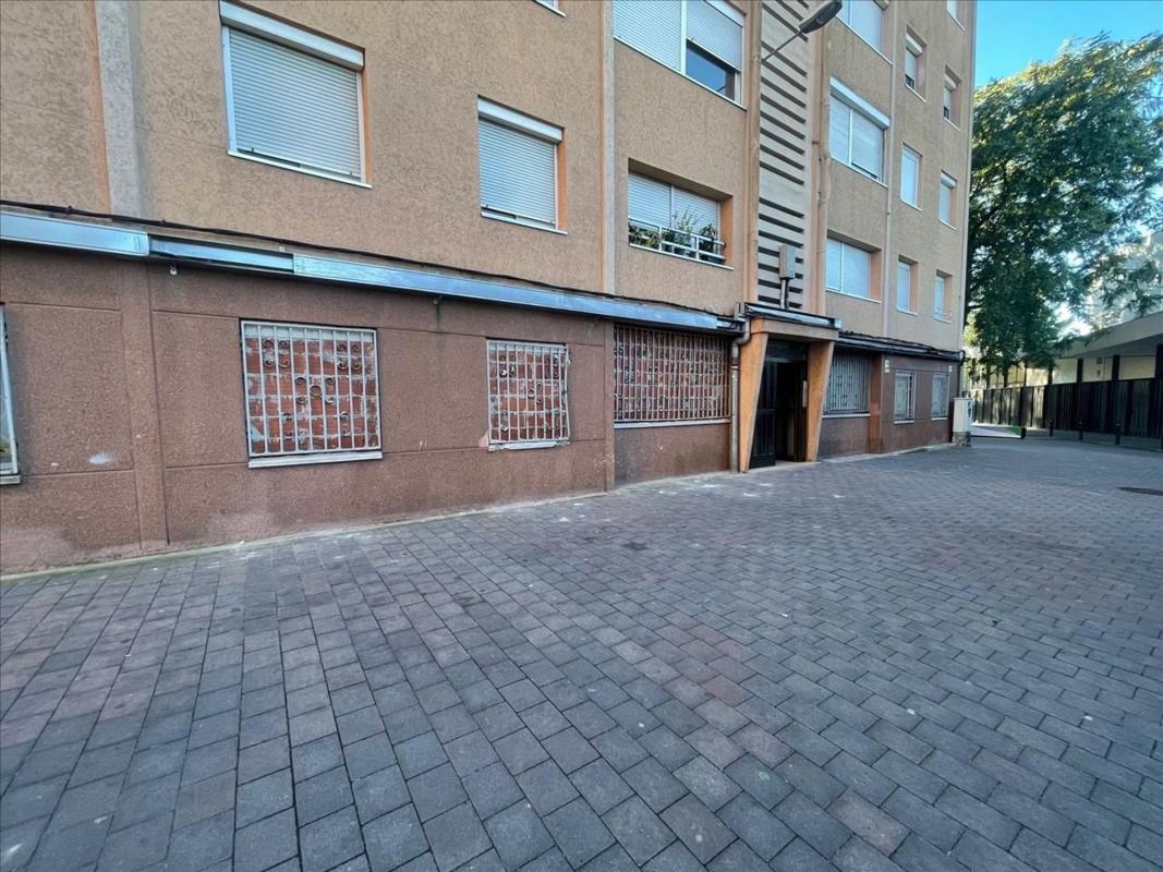 Sprzedaż mieszkania w Piso en Urbanització Pinar, Ca n'Oriol - Can Rosés, Rubí, Rubí
photo 1