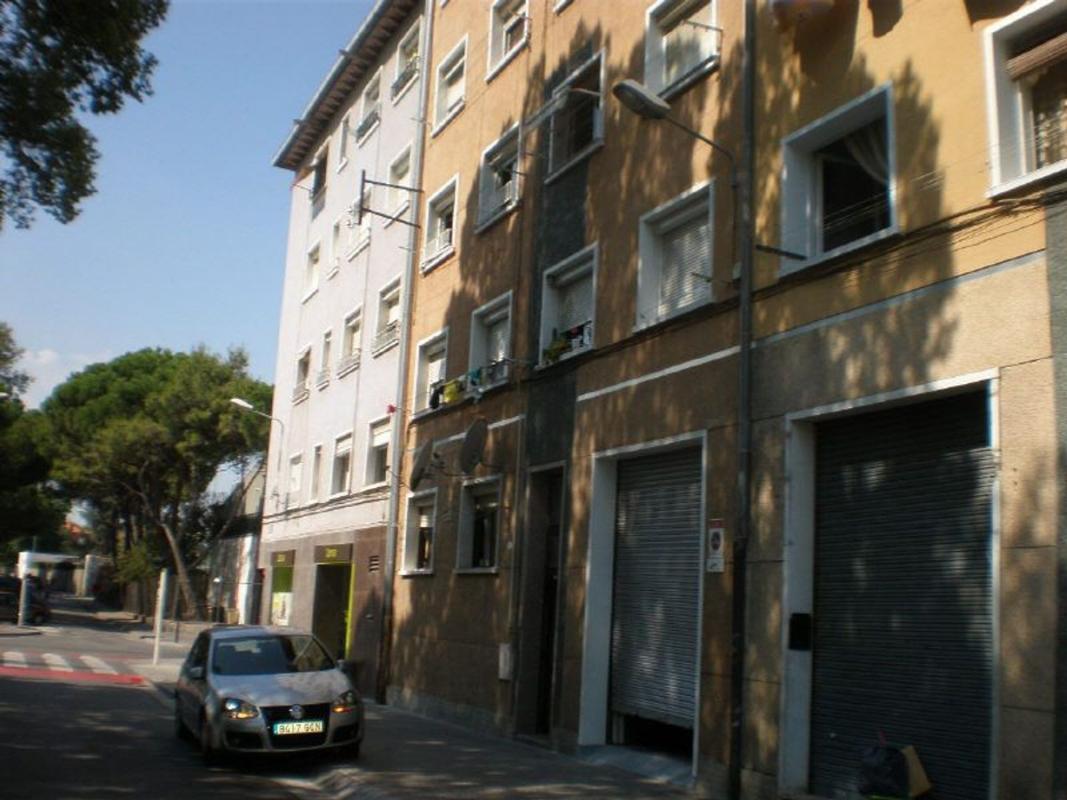 Venta de piso en Piso en Calle del Ferrocarril, Plana LLedó, Mollet del Vallès, Mollet del Vallès
photo 1