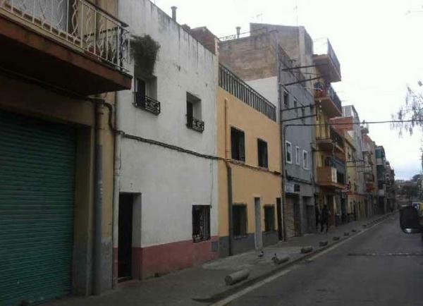 Chalet pareado en Calle Sèquia, Canovelles photo
