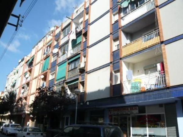 Venta de piso en Piso en Calle Sèquia, Canovelles, Canovelles
 photo