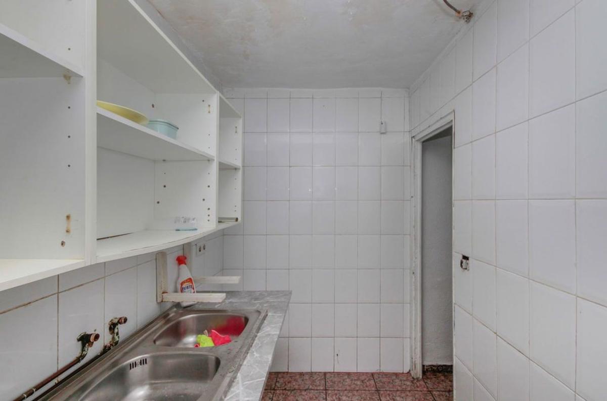 Продажа квартиры на Piso en Calle d'Archidona, Can Puiggener, Sabadell, Сабадель
photo 4