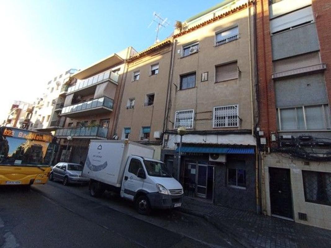 Venta de piso en Piso en Calle de Calderón de la Barca, La Salut, Badalona, Badalona
 photo 3