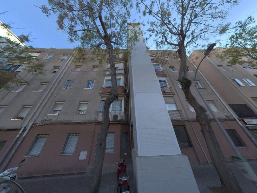 Продажа квартиры на Piso en Calle de Concha Espina, Campoamor, Sabadell, Сабадель
photo 1