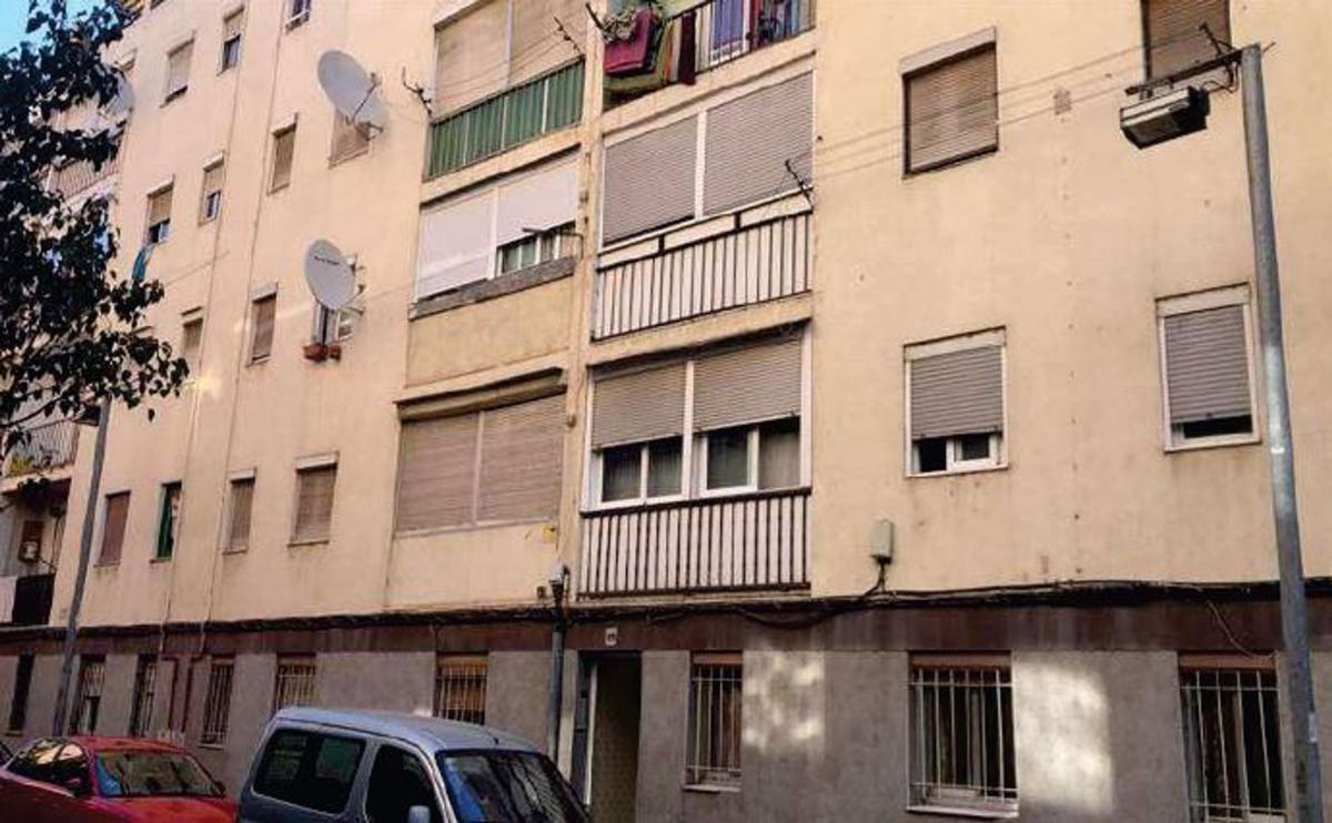 Продажа квартиры на Piso en Calle Conca, La Ribera, Montcada i Reixac, Монткада-и-Рейxac
photo 1