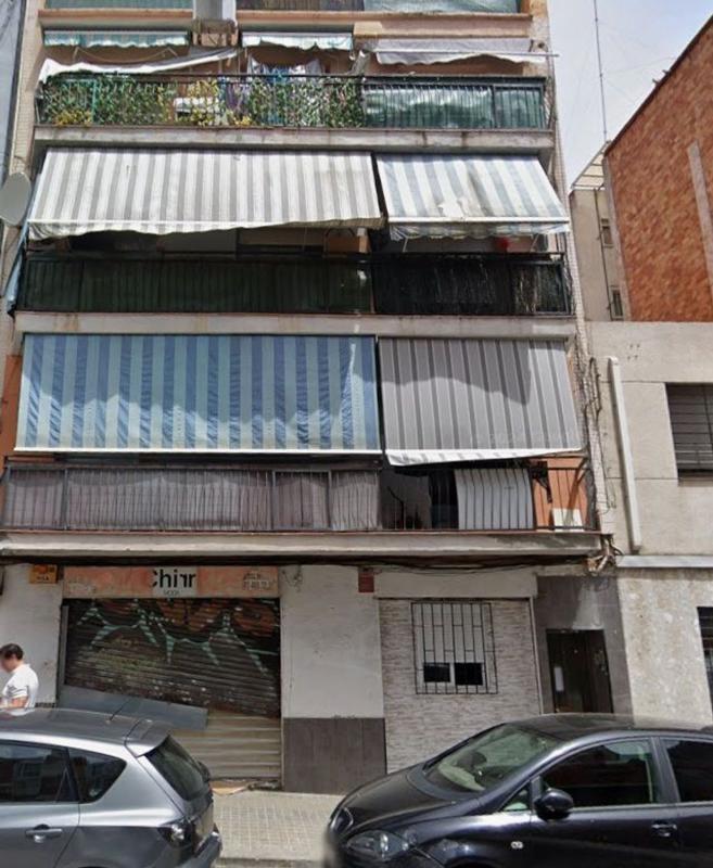 Продажа квартиры на Piso en Calle de Calderón de la Barca, La Salut, Badalona, Бадалона
photo 1