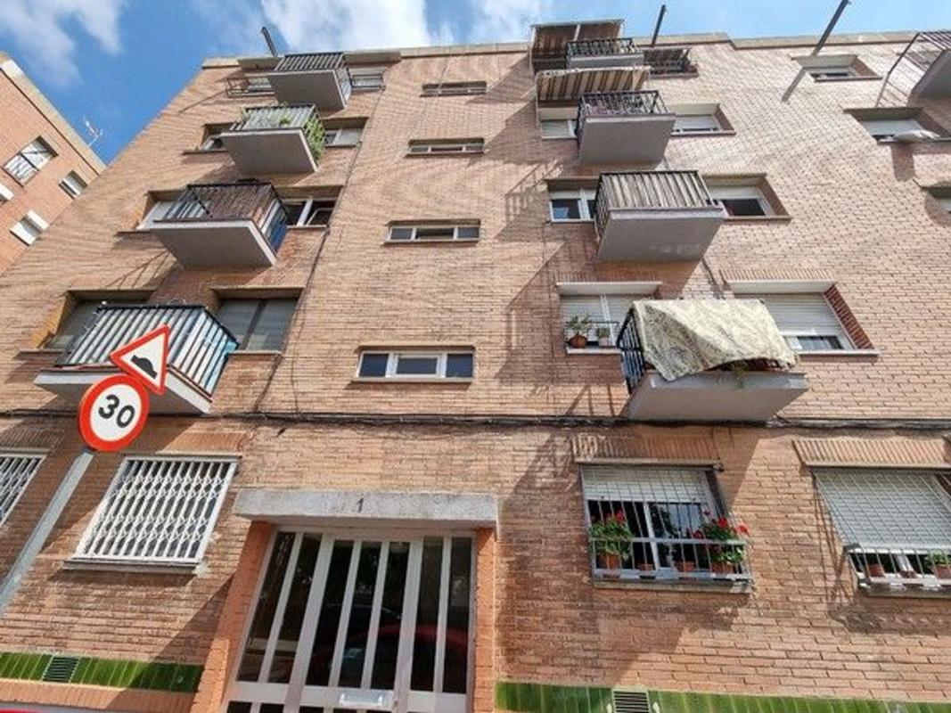 Продажа квартиры на Piso en Calle d'Amílcar Barca, Can Puiggener, Sabadell, Сабадель
photo 1