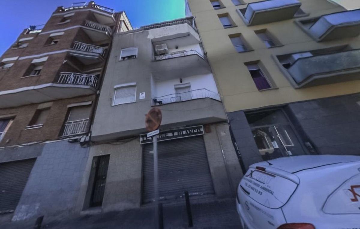 Venta de piso en Piso en Calle de Saturn, Llefià, Badalona, Badalona
photo 1