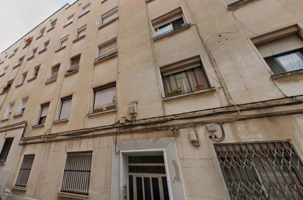 Sale of flat in Piso en Calle las Cantigas, Escorxador - El Palau, Mataró, Mataró
 photo