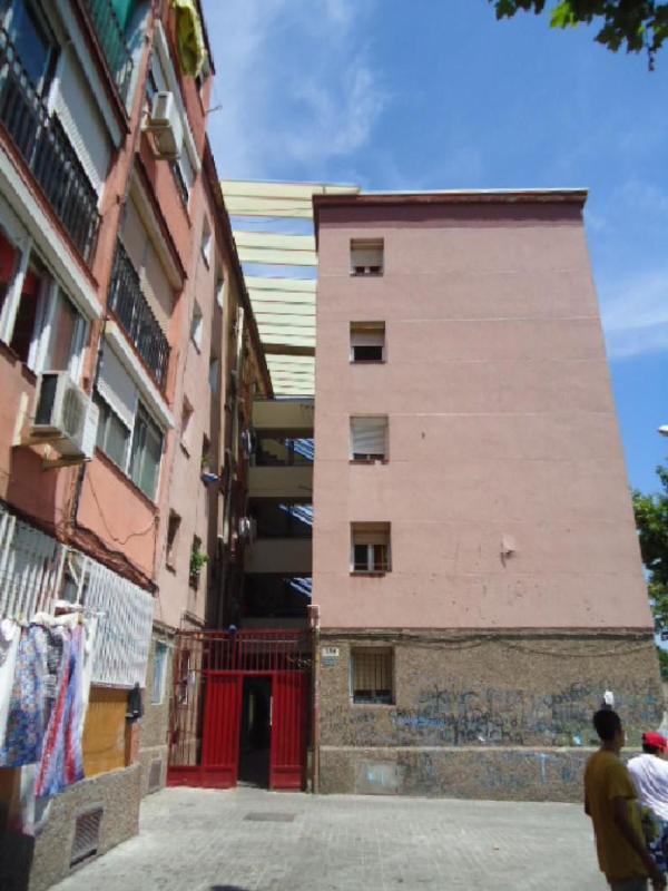 Sprzedaż mieszkania w Piso en Calle d'Alfons XII, Sant Roc, Badalona, Badalona
photo 1