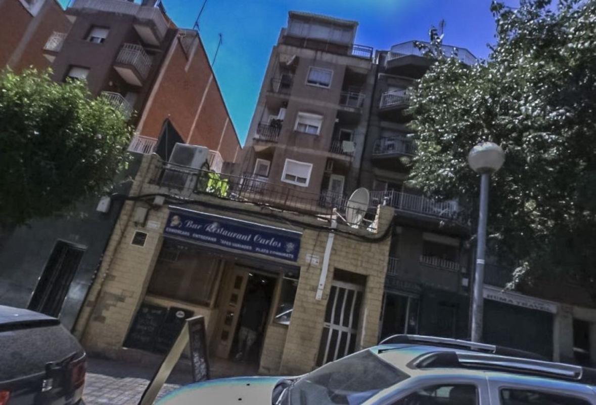 Sprzedaż mieszkania w Piso en Calle de Pau Piferrer, La Salut, Badalona, Badalona
photo 1