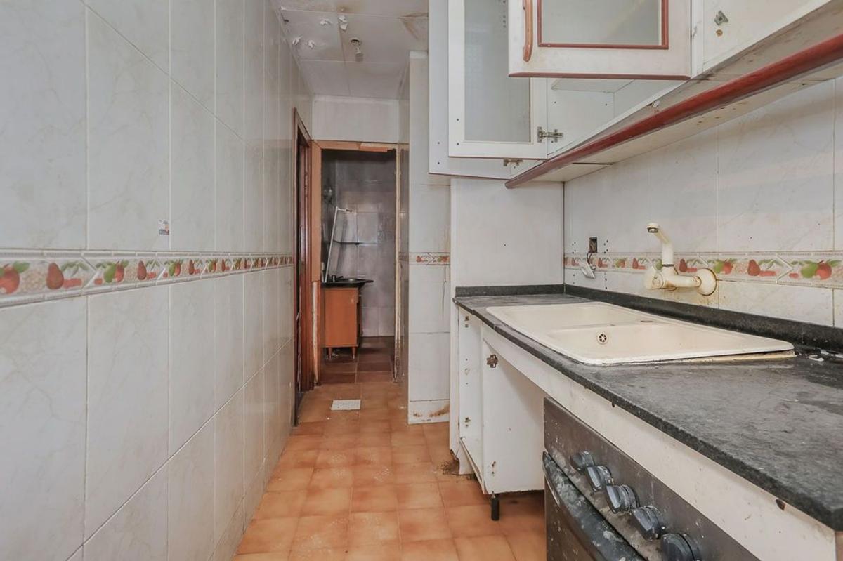 Venta de piso en Piso en Calle Ample, Llefià, Badalona, Badalona
photo 4