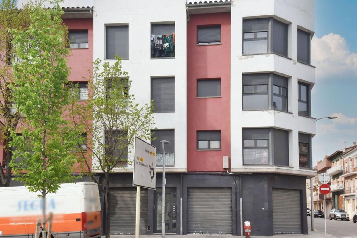 Sale of apartment in Piso en Avenida Puigmal, Manlleu, Manlleu
photo 1