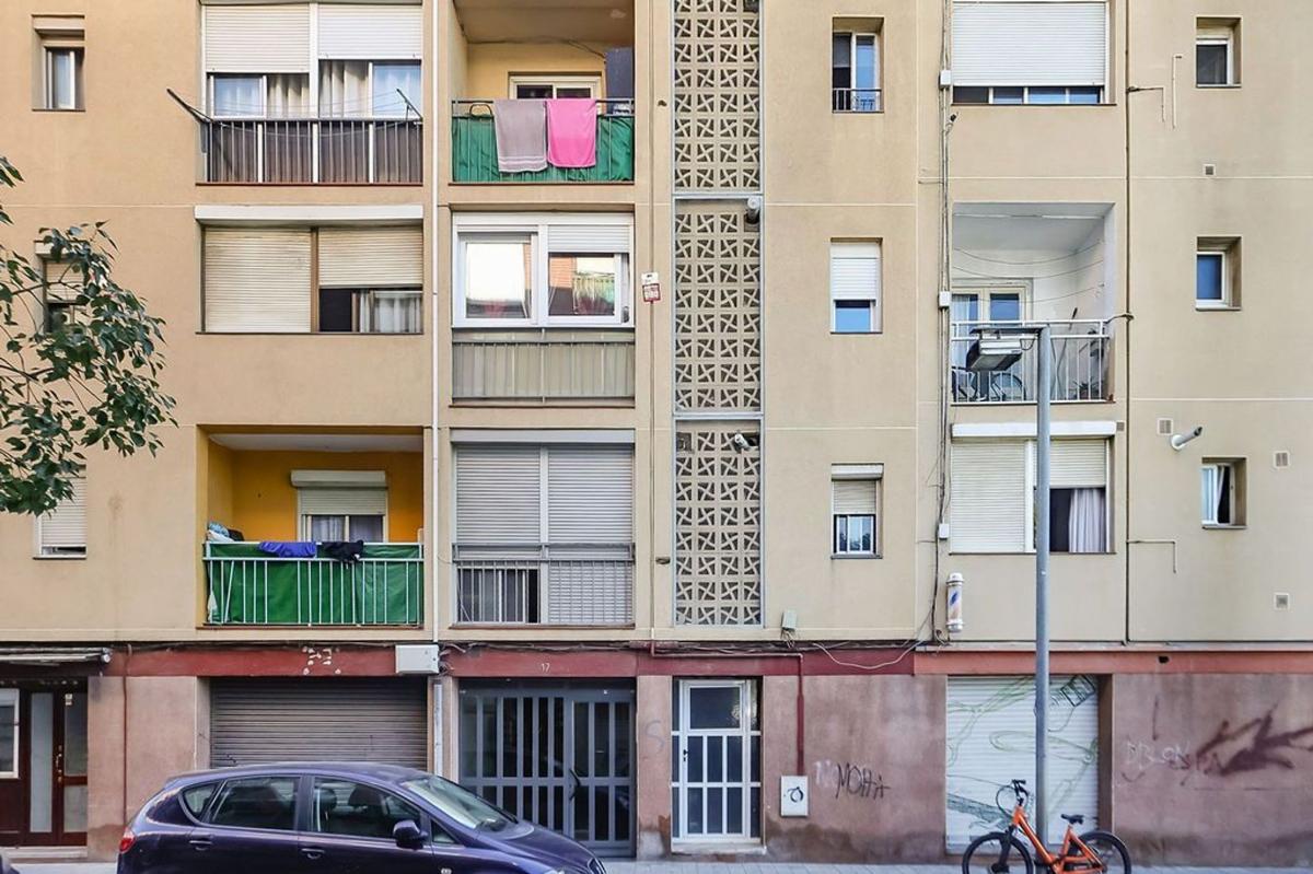 Sprzedaż mieszkania w Piso en Calle Conca, La Ribera, Montcada i Reixac, Montcada i Reixac
photo 1