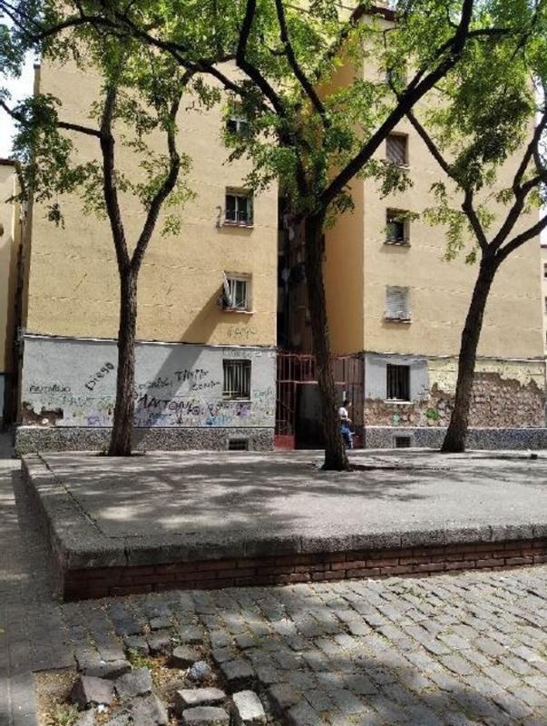 Venta de piso en Piso en Calle de Cáceres, Sant Roc, Badalona, Badalona
photo 1