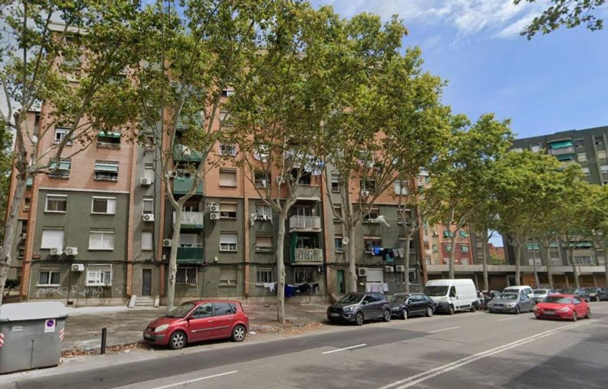 Venta de piso en Piso en Calle Maresme, Sant Roc, Badalona, Badalona
photo 1