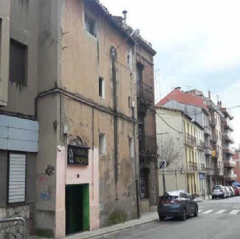 Продажа квартиры на Piso en Calle del Roser, Berga, Берга
photo 1