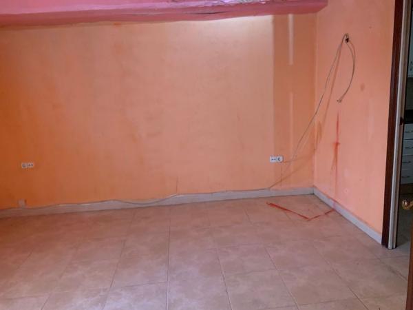 Продажа квартиры на Piso en Calle del Roser, Berga, Берга
thumbnail 2
