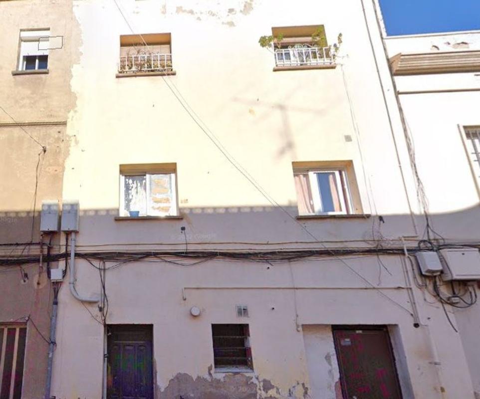 Sale of apartment in Piso en Calle d'Enric Granados, Remei, Badalona, Badalona
photo 1