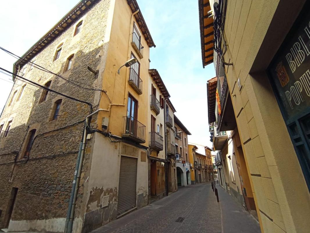 Sprzedaż mieszkania w Piso en Calle d'en Bac de Roda, Roda de Ter, Roda de Ter
photo 1