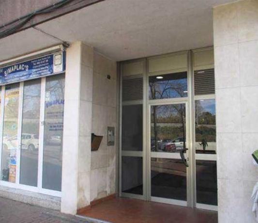 Venta de piso en Piso en Calle Sant Eudald, Canovelles, Canovelles
 photo