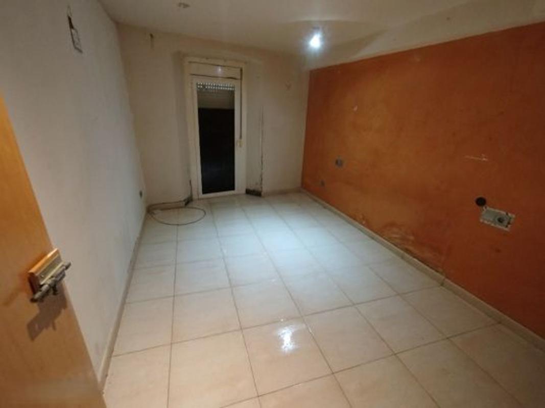 Продажа квартиры на Piso en Calle Clos, Sallent, Саллент
photo 3