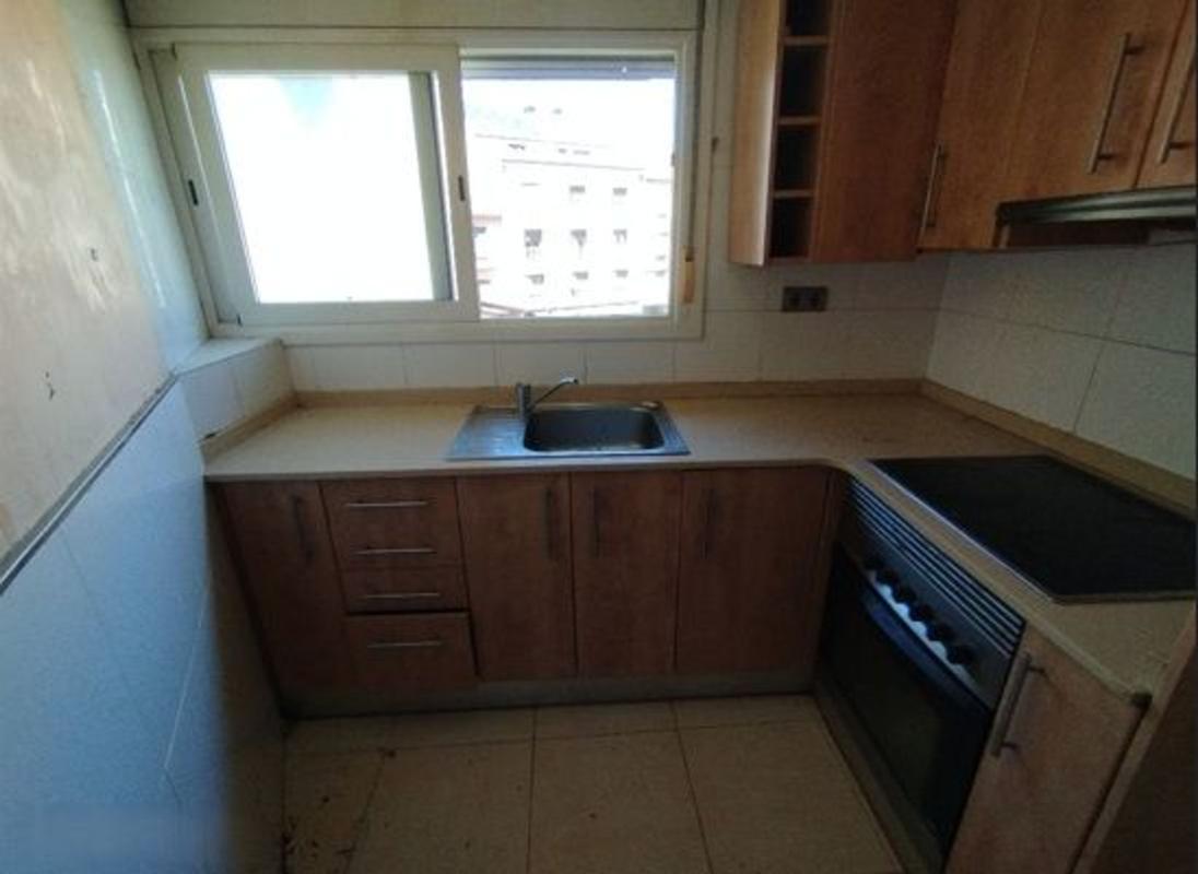 Продажа квартиры на Piso en Calle Clos, Sallent, Саллент
photo 4