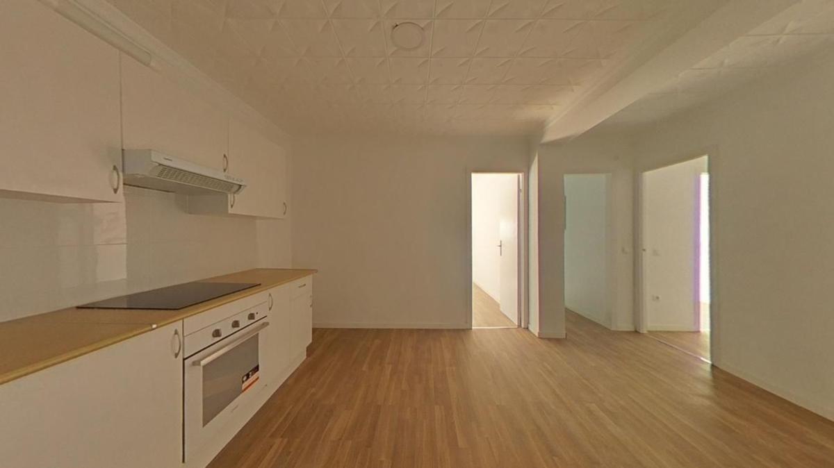 Sale of apartment in Piso en Calle del Claustre, Poblenou, Sabadell, Sabadell
 photo 2