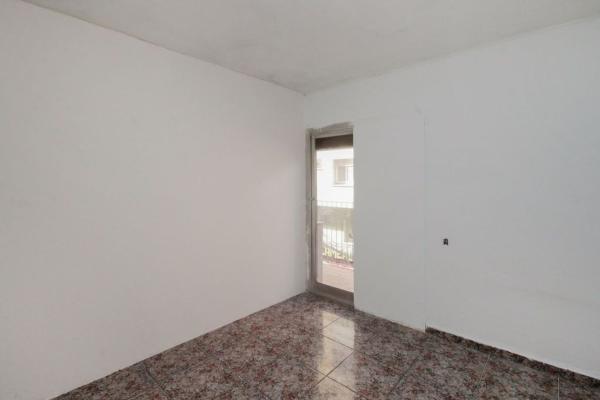 Sprzedaż mieszkania w Piso en Calle Conca, La Ribera, Montcada i Reixac, Montcada i Reixac
 photo 4