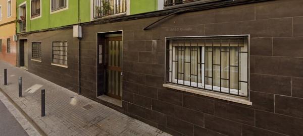 Venta de piso en Piso en Calle dels Pirineus, Santa Rosa - Can Mariner, Santa Coloma de Gramenet, Santa Coloma de Gramenet
 photo