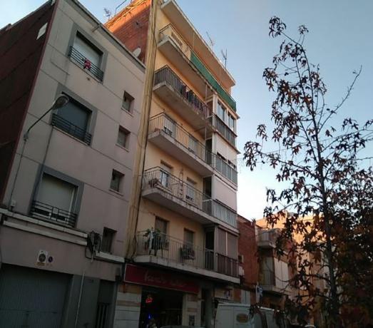 Sprzedaż mieszkania w Piso en Calle de Núria, La Maurina, Terrassa, Terrassa
 photo