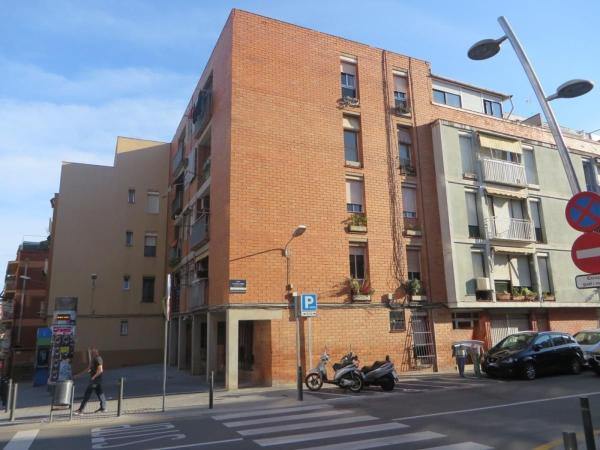 Sprzedaż mieszkania w Piso en Calle de Carles Altés, Barri Antic - Centre, Viladecans, Viladecans
 photo