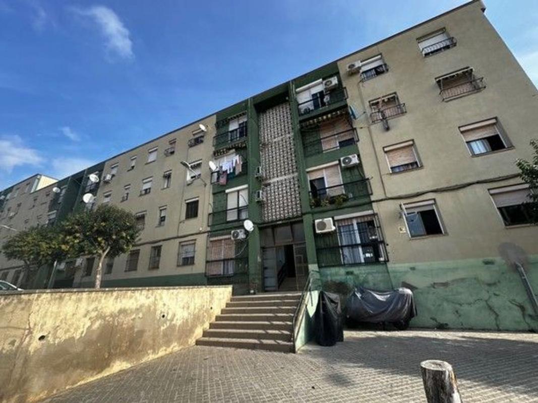 Venta de piso en Piso en Calle de la Garona, Torre-romeu, Sabadell, Sabadell
photo 1