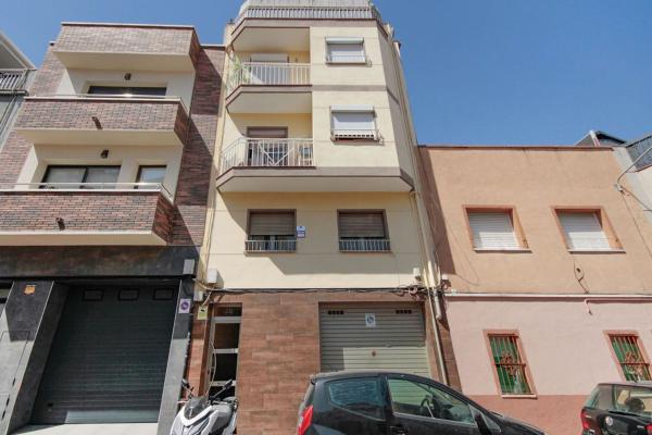 Продажа квартиры на Piso en Calle de Camprodon, Lloreda, Badalona, Бадалона
photo 1