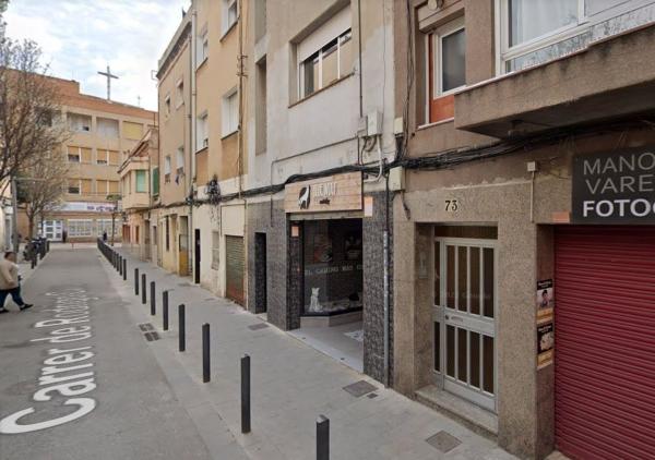 Продажа квартиры на Piso en Calle de Rodrigo Caro, La Salut, Badalona, Бадалона
 photo