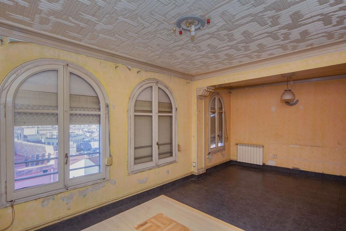 Sale of apartment in Piso en Calle de l'Era del Firmat, Centre - Passeig i Rodalies, Manresa, Manresa
photo 5