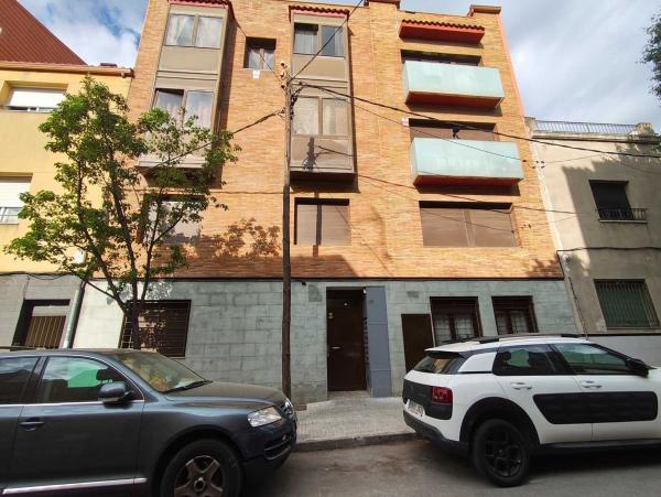 Sprzedaż mieszkania w Piso en Calle de Sant Damià, Ca n'Anglada, Terrassa, Terrassa
photo 1