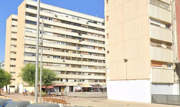 Venta de piso en Piso en Calle de Llevant, La Mina, Sant Adriá de Besós, Sant Adriá de Besós
 photo 2